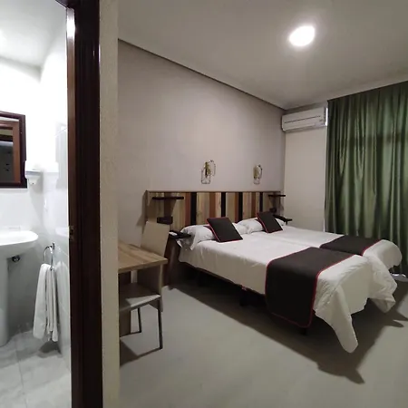 Hotel Emperatriz Ii 2*