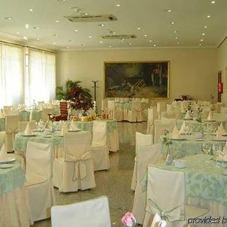 Hotel Emperatriz Ii